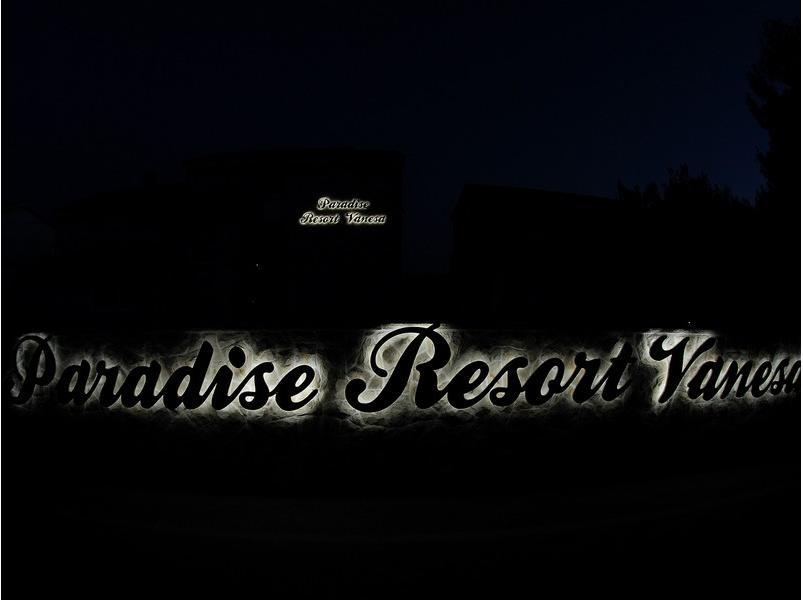 Paradise Resort Vanesa Vir Buitenkant foto